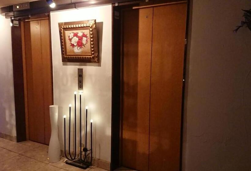 בית מלון כפרי Vino Adult Only