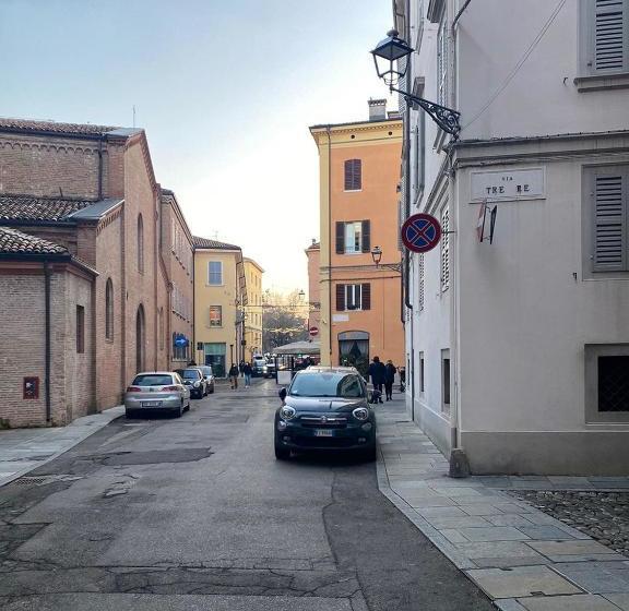 Pension (Hôtel basse catégorie) Empire   Affittacamere