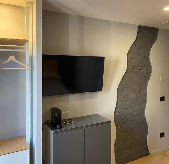 Pension (Hôtel basse catégorie) Empire   Affittacamere