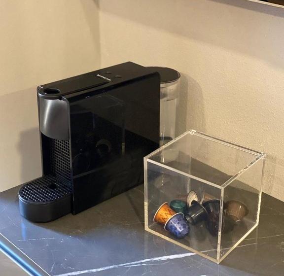 Pension (Hôtel basse catégorie) Empire   Affittacamere