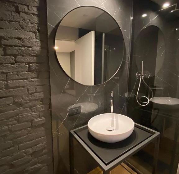 Pension (Hôtel basse catégorie) Empire   Affittacamere