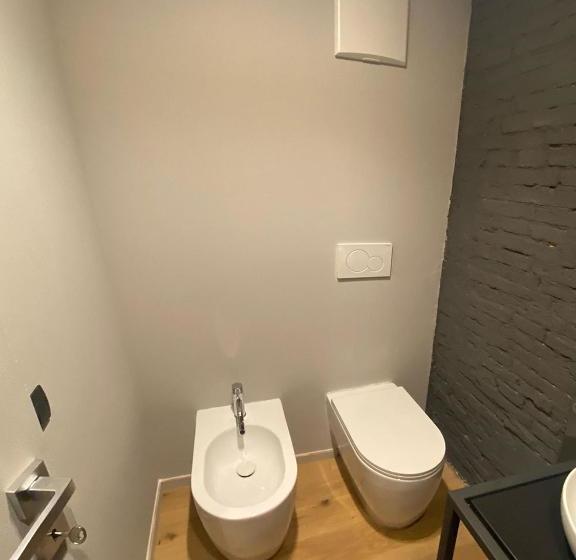 Pension (Hôtel basse catégorie) Empire   Affittacamere