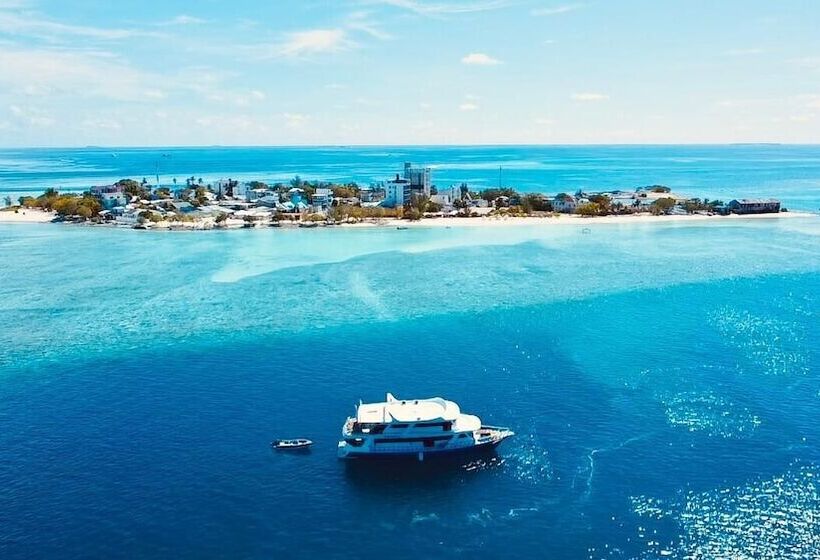 پانسیون Ocean Pearl Maldives At Gulhi Island