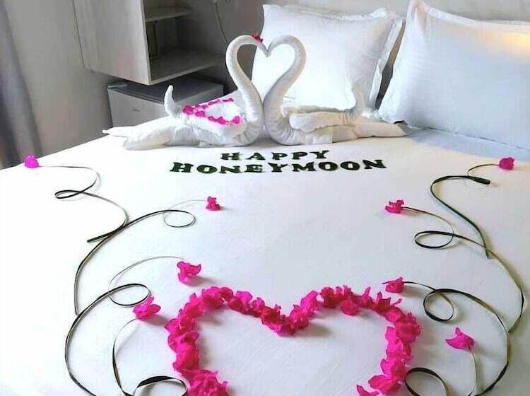 پانسیون Ocean Pearl Maldives At Gulhi Island