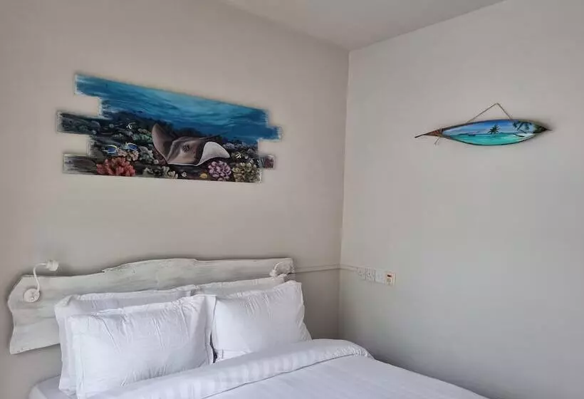 پانسیون Ocean Pearl Maldives At Gulhi Island