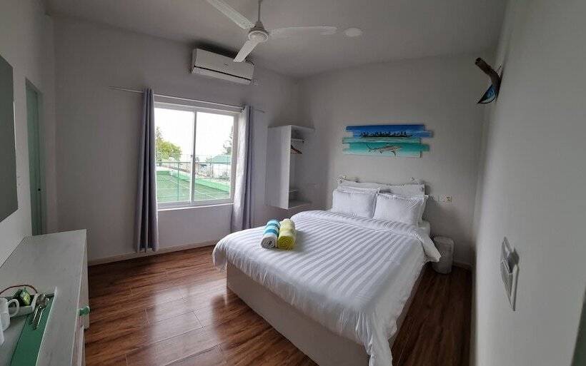 پانسیون Ocean Pearl Maldives At Gulhi Island