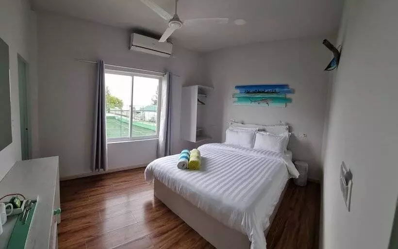 پانسیون Ocean Pearl Maldives At Gulhi Island