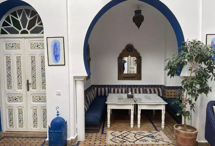 Aamiaismajoitus (B&B) Riad Aicha