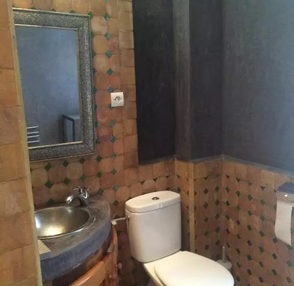 Aamiaismajoitus (B&B) Riad Aicha