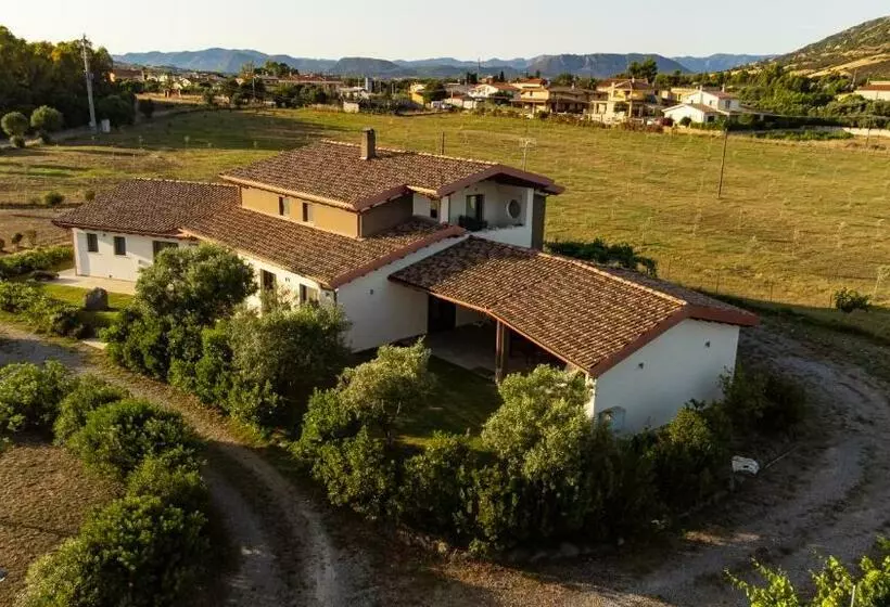 Hotelli Agriturismo Sa Scalitta