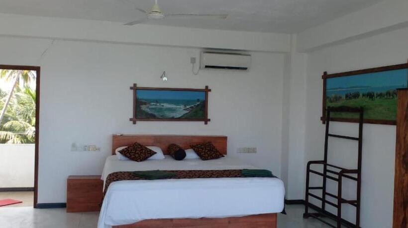 בית מלון כפרי Cool Beach