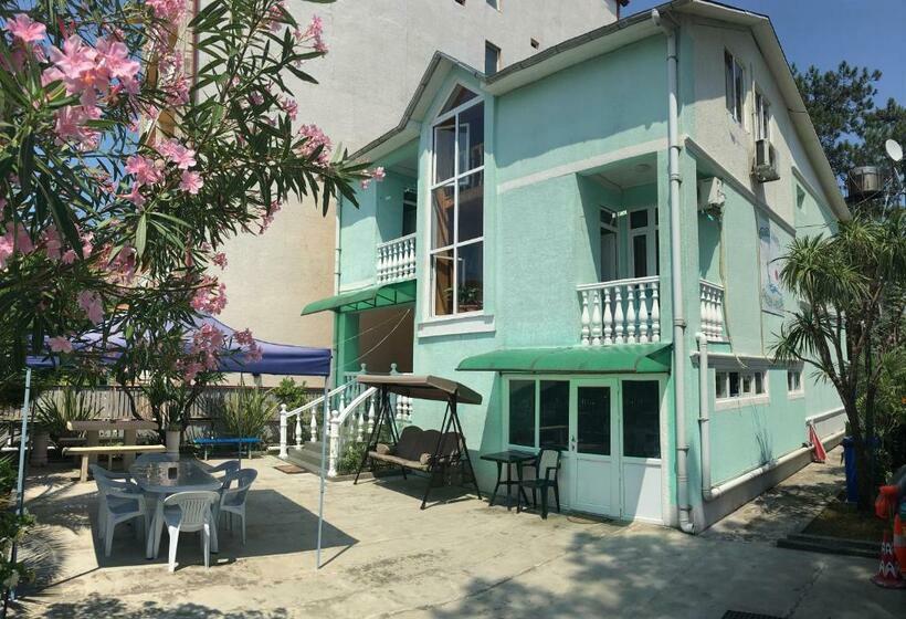 هتل Green House Ureki