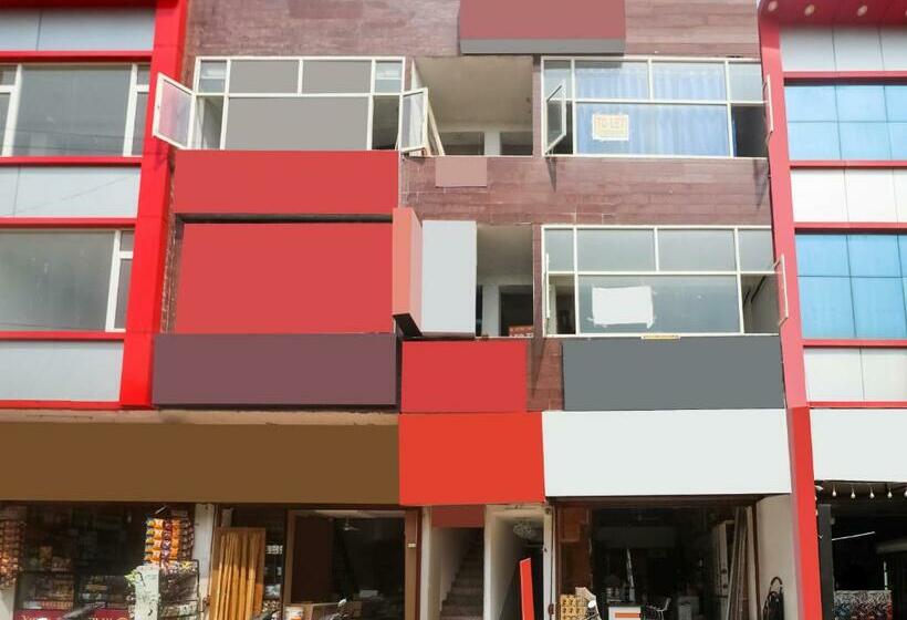 Отель Oyo 74020 Murlidhar Palace