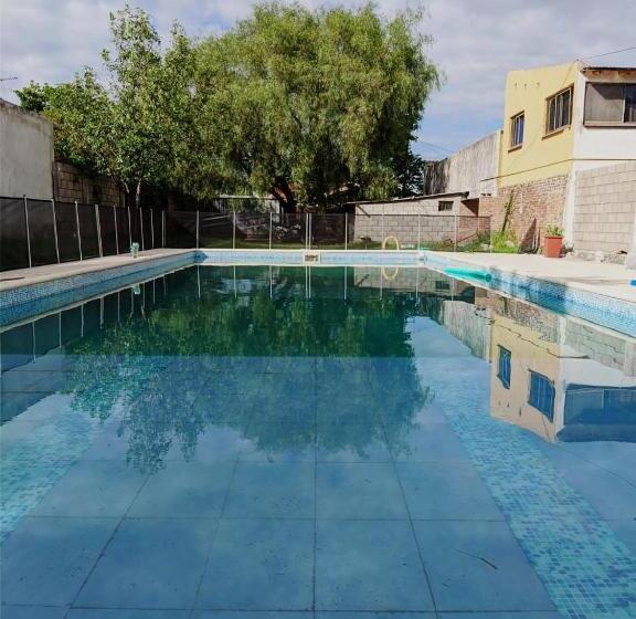 בית מלון כפרי Plaza