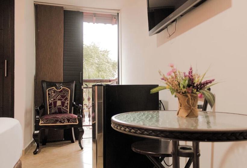 Hotel Plaza Garibaldi