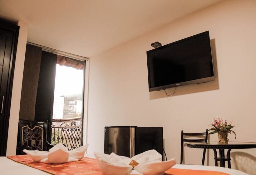 Hotel Plaza Garibaldi