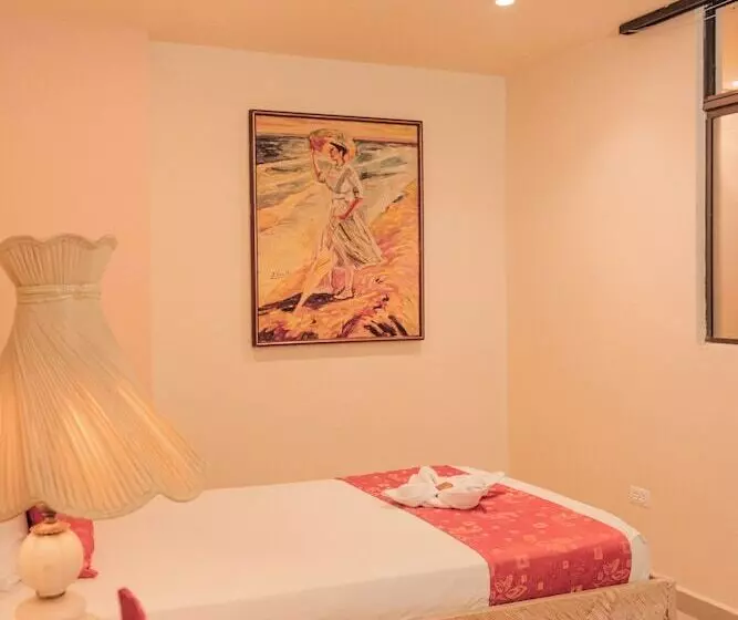 ホテル Plaza Garibaldi