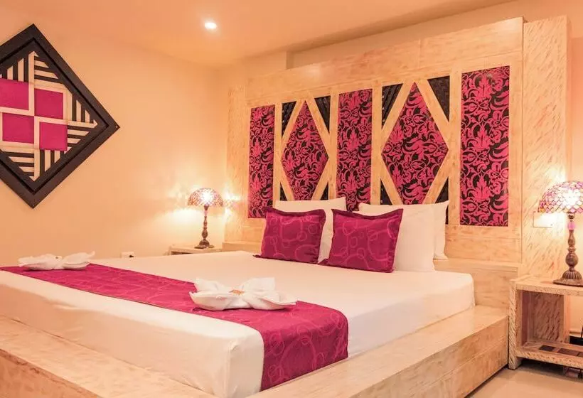 ホテル Plaza Garibaldi