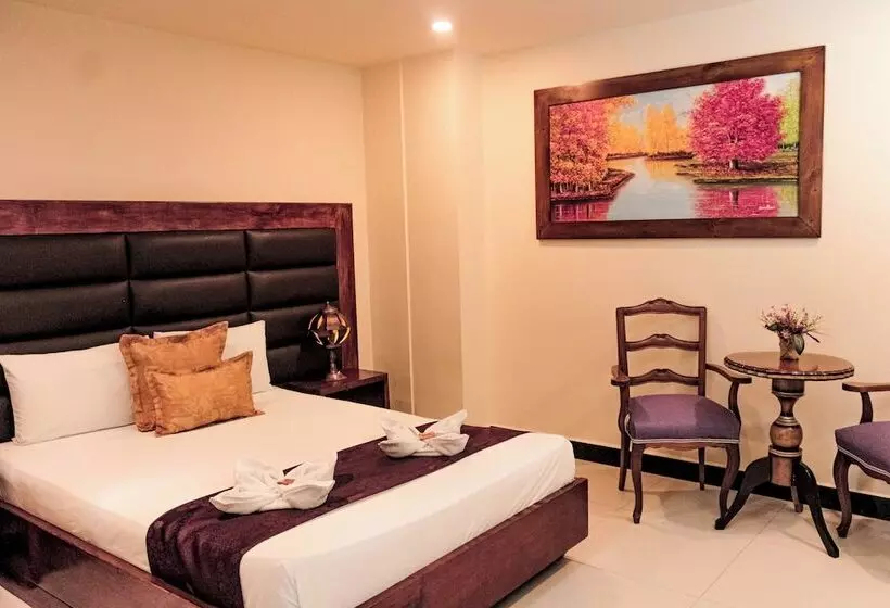 ホテル Plaza Garibaldi