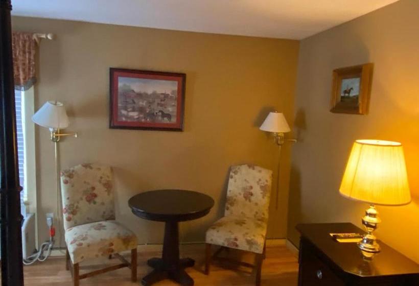 فندق The Stowe Inn &tavern