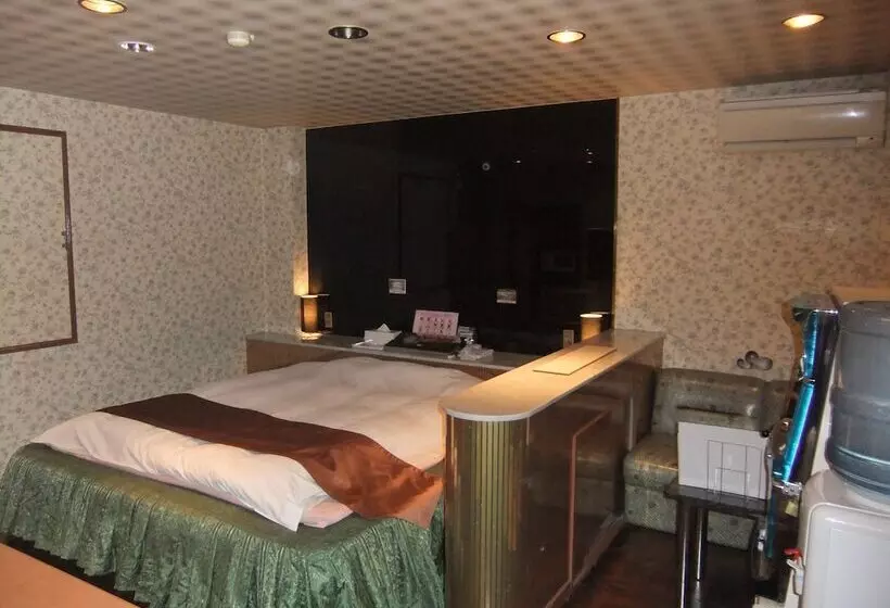 Hotelli Que Sera Sera   Adults Only