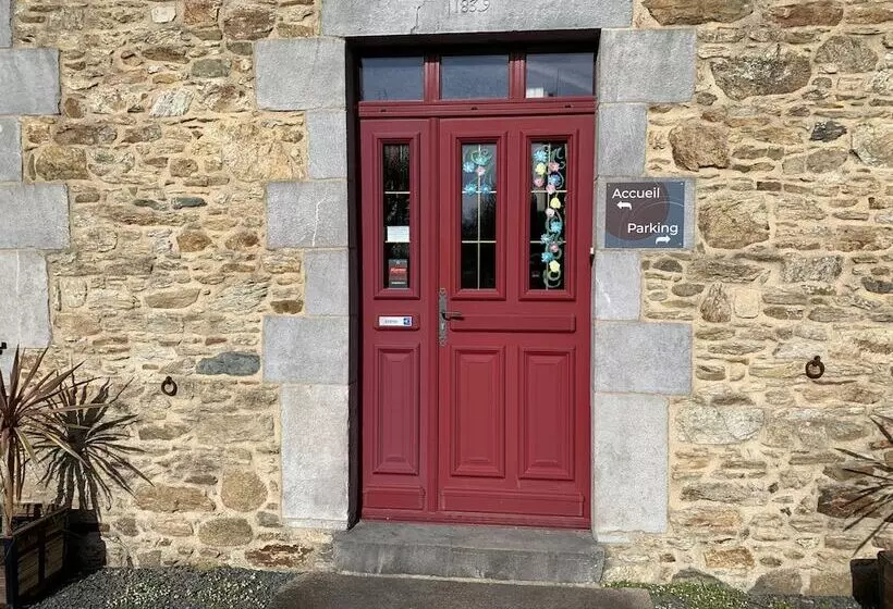 Majatalo Le Clos Des Tilleuls D Day Home, Chambres D Hôtes, Suite Avec Sauna Privatif, Suite Avec Balnéothéra