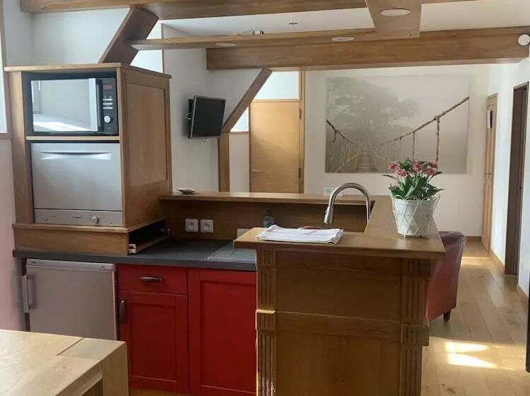 Majatalo Le Clos Des Tilleuls D Day Home, Chambres D Hôtes, Suite Avec Sauna Privatif, Suite Avec Balnéothéra