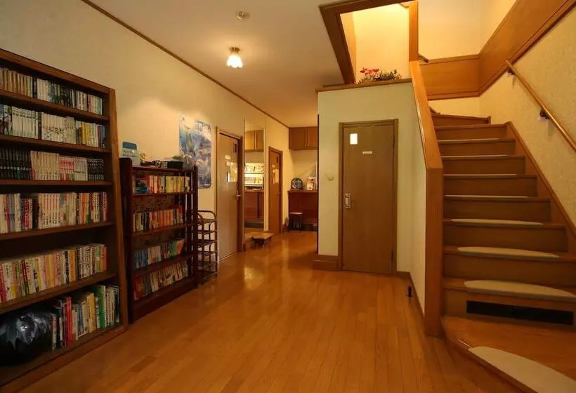 ペンション Ryokan Kurumiya