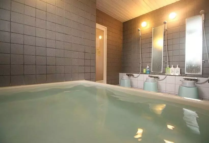 ペンション Ryokan Kurumiya