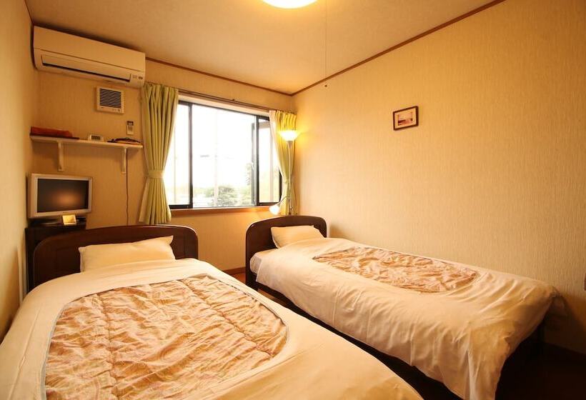 פנסיון Ryokan Kurumiya