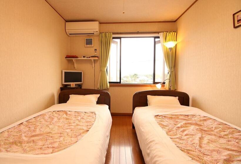 פנסיון Ryokan Kurumiya