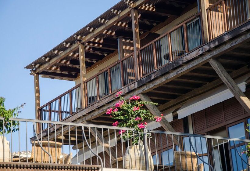 Columbia Beach Resort