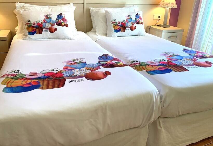 مسافرخانه Luz Madrid Rooms