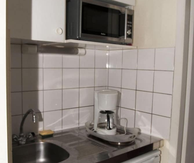 בית מלון כפרי Acacias Apparts