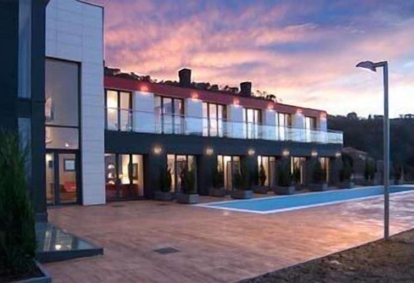 בית מלון כפרי Arbe