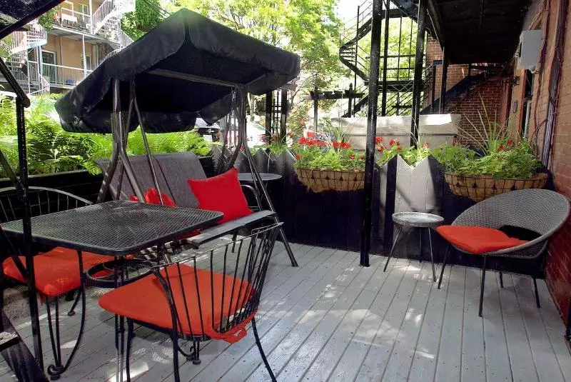 ホテル Auberge Les Bons Matins