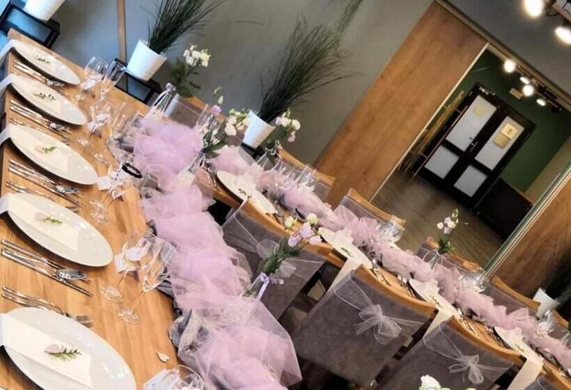 בית מלון כפרי Benica