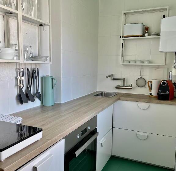 Отель Dietrichsteinerhof Apartments & Rooms