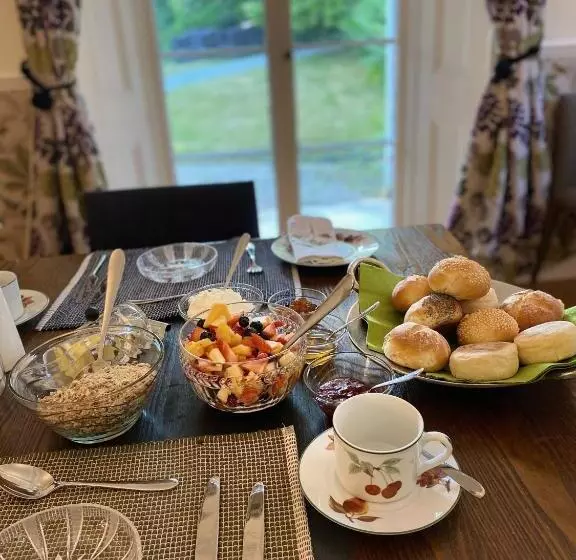 Отель Harrabeer Country House