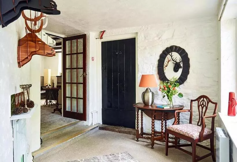 Отель Harrabeer Country House