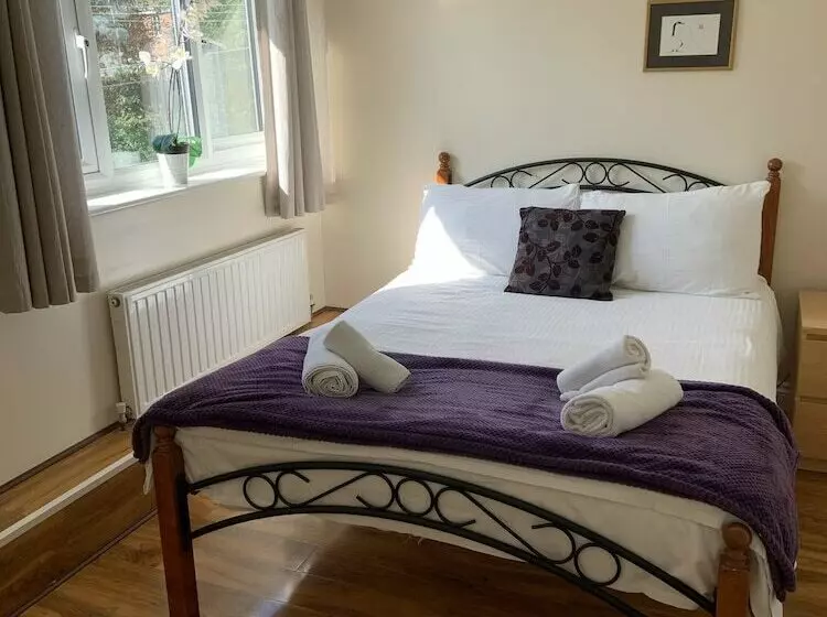 Отель Hill Lodge