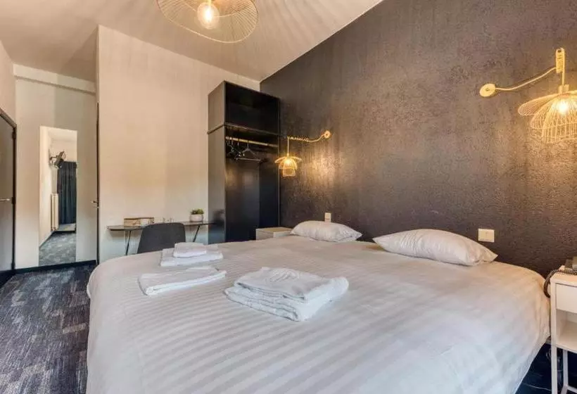 Отель Hôtel Mosa