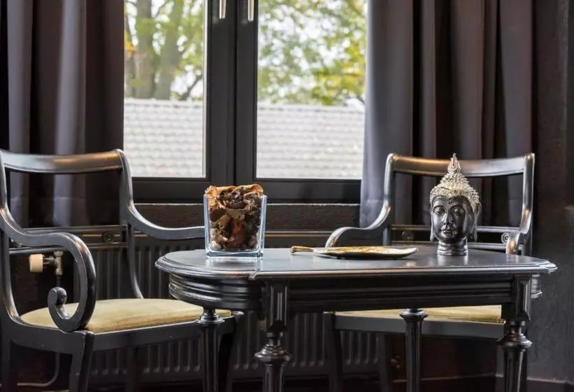 Отель Hôtel Mosa