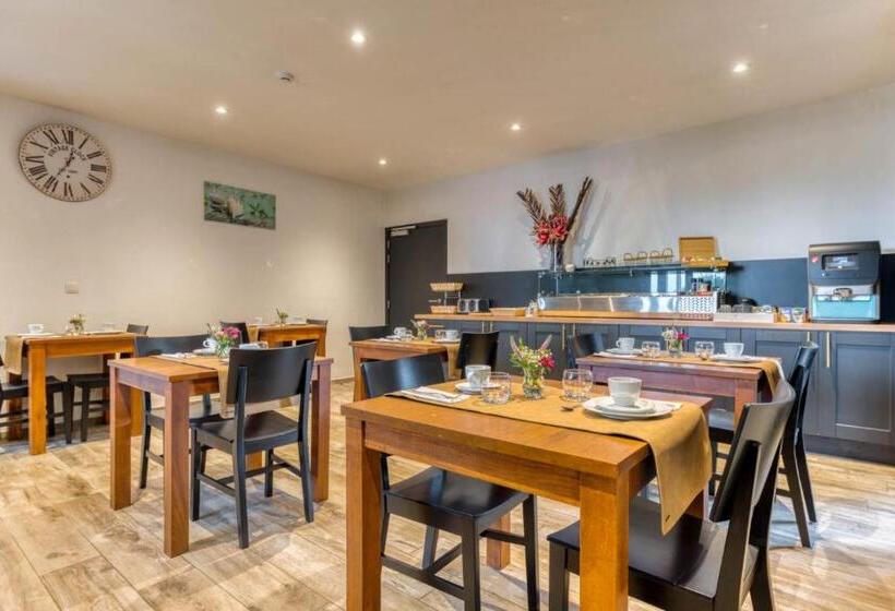 ホテル Hôtel Mosa