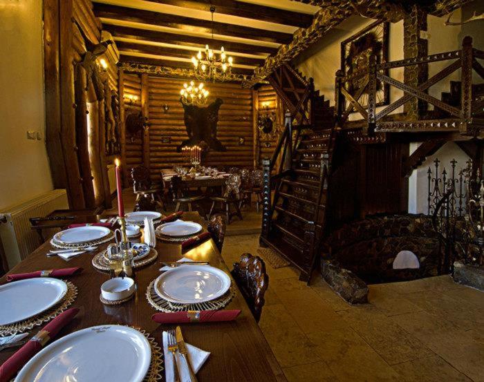 هتل Hunter Prince Castle