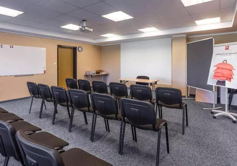 Отель Ibis Wörthersee