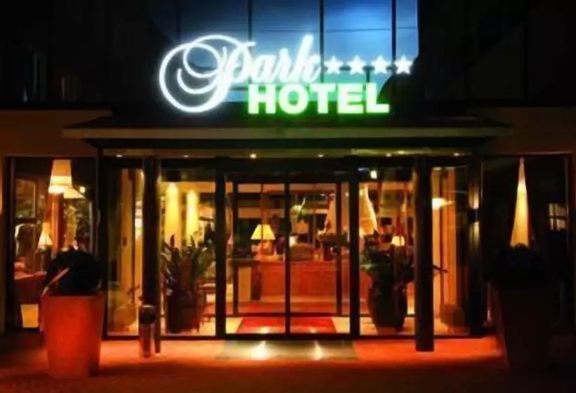 فندق Park
