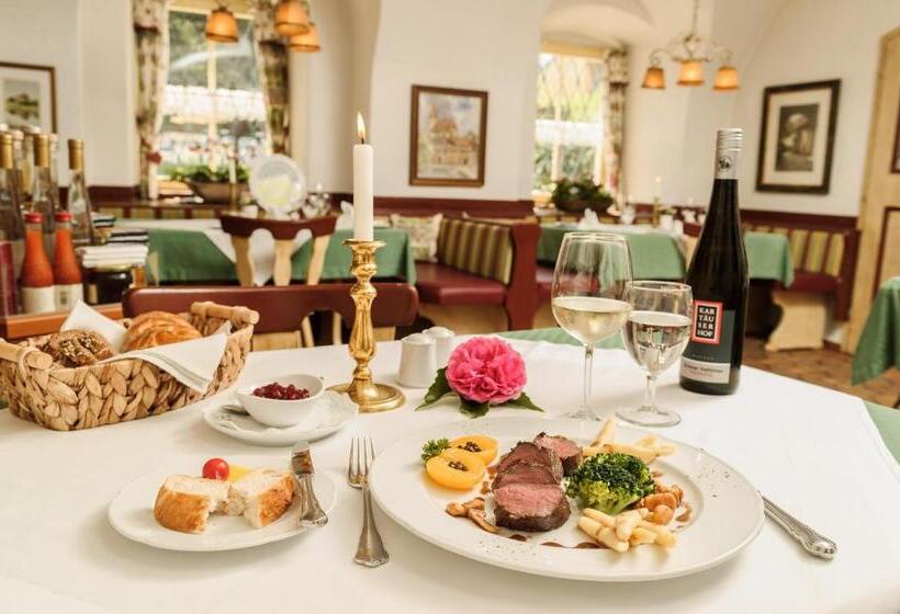 호텔 Restaurant Kirchenwirt