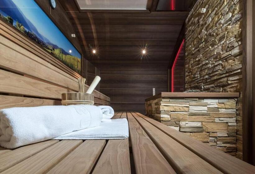 호텔 Restaurant Kirchenwirt