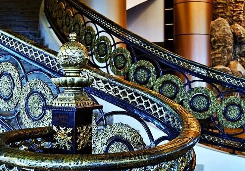 هتل Retaj Al Rayyan